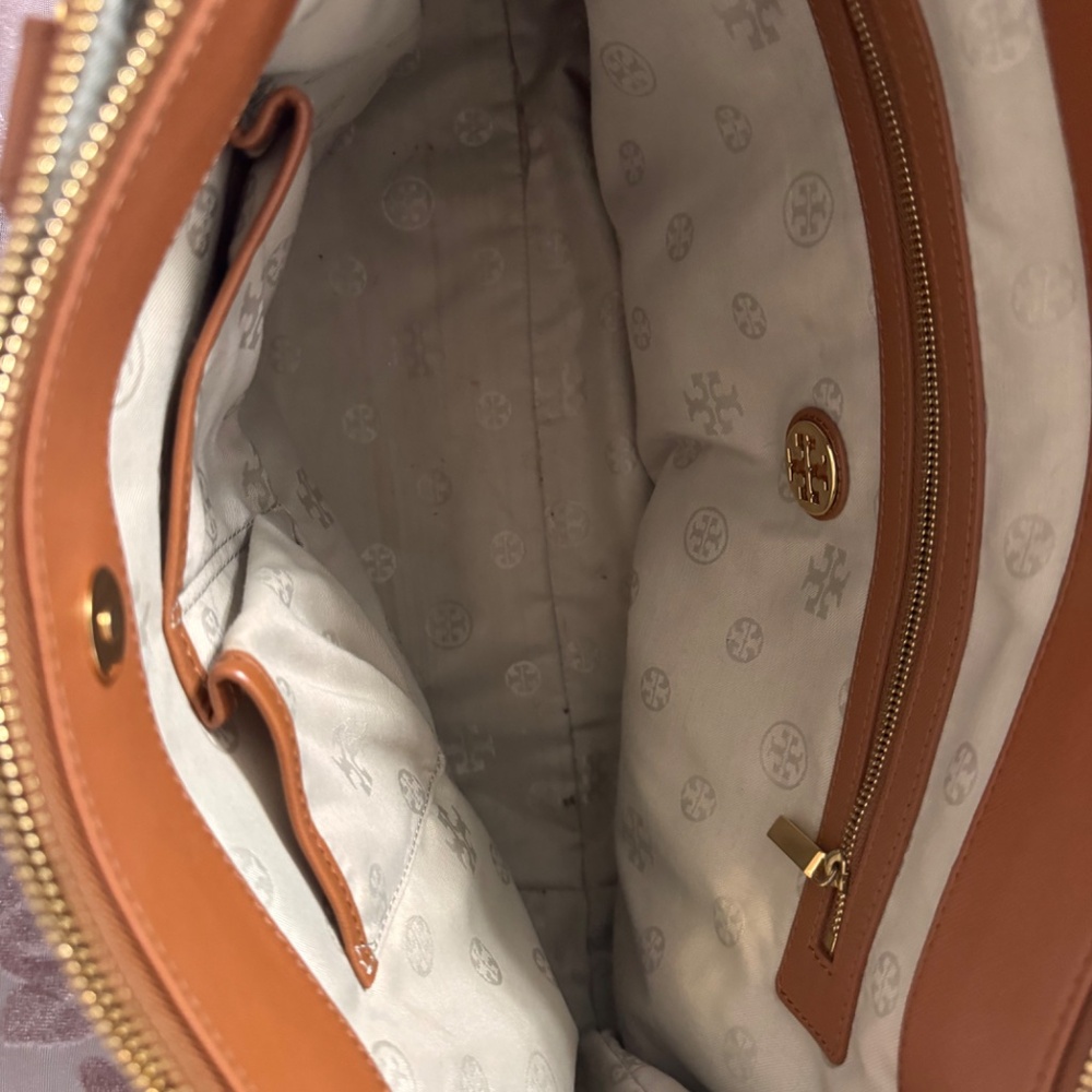 Tory Burch purse - Picture 5 of 6